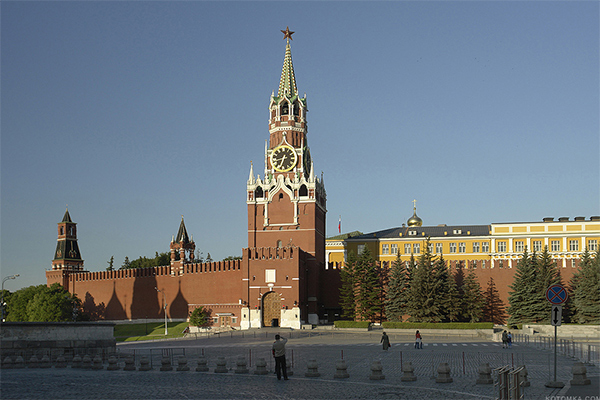 Осталось недолго: Кремль ждет парад суверенитетов
